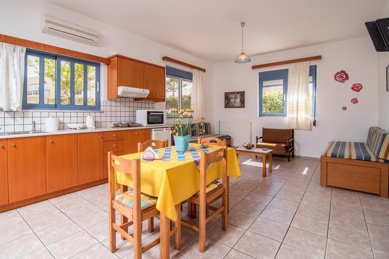 Roula Apartments Paleohóra Kültér fotó