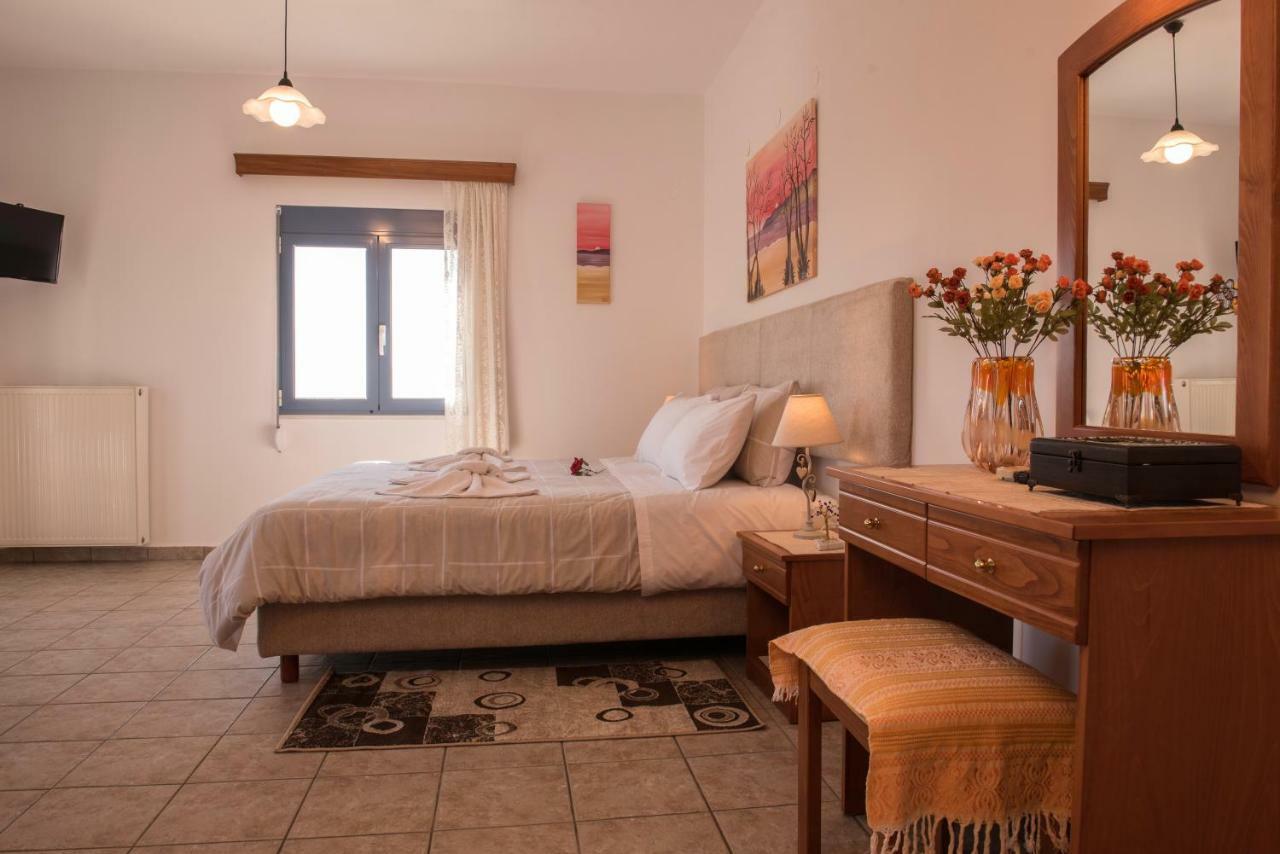 Roula Apartments Paleohóra Kültér fotó