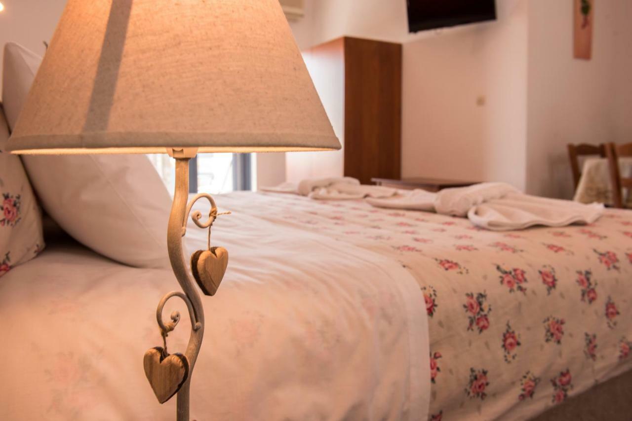 Roula Apartments Paleohóra Kültér fotó